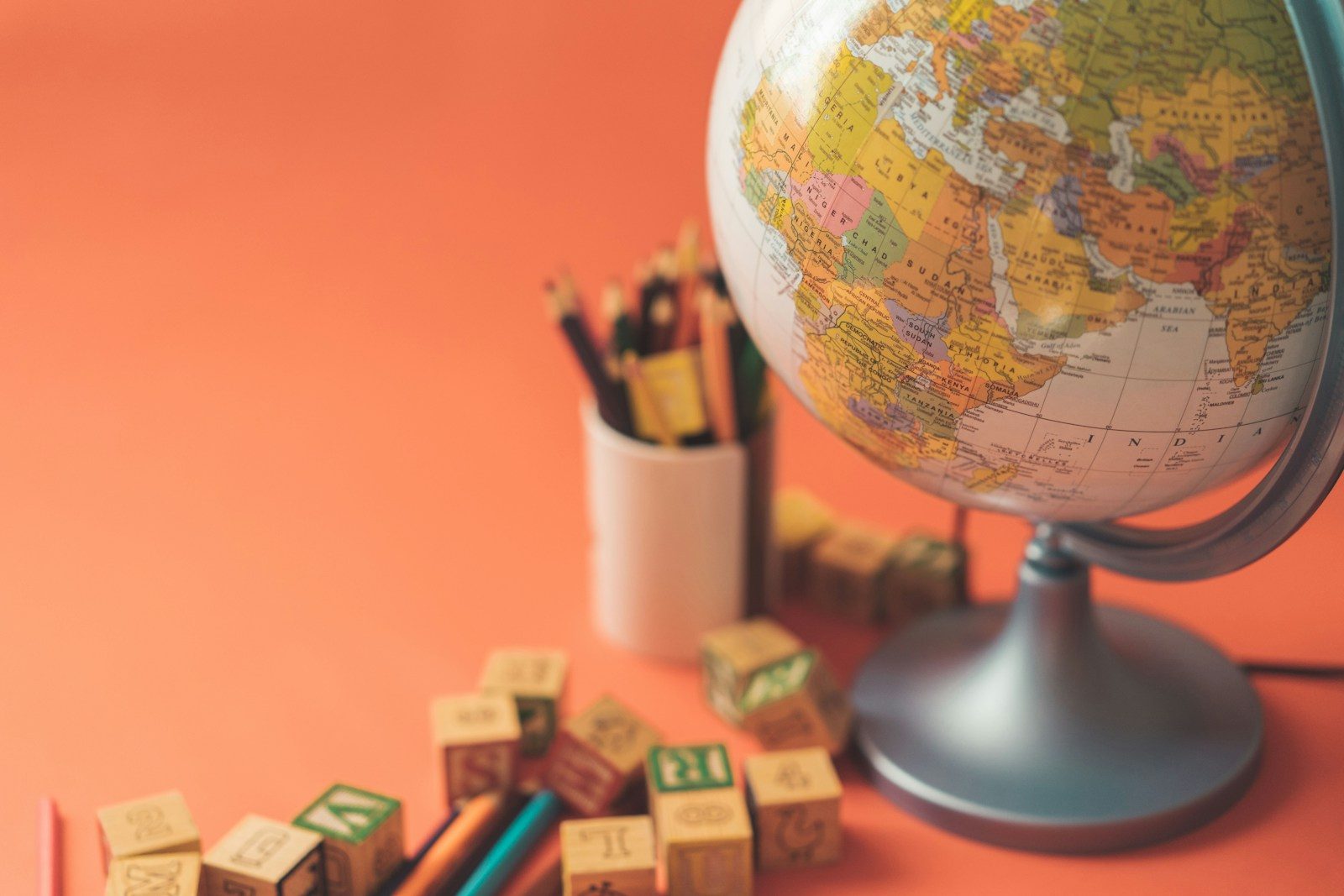 The Full-Ride Guide: How to Secure 100% Sports and Extracurricular Scholarships Abroad