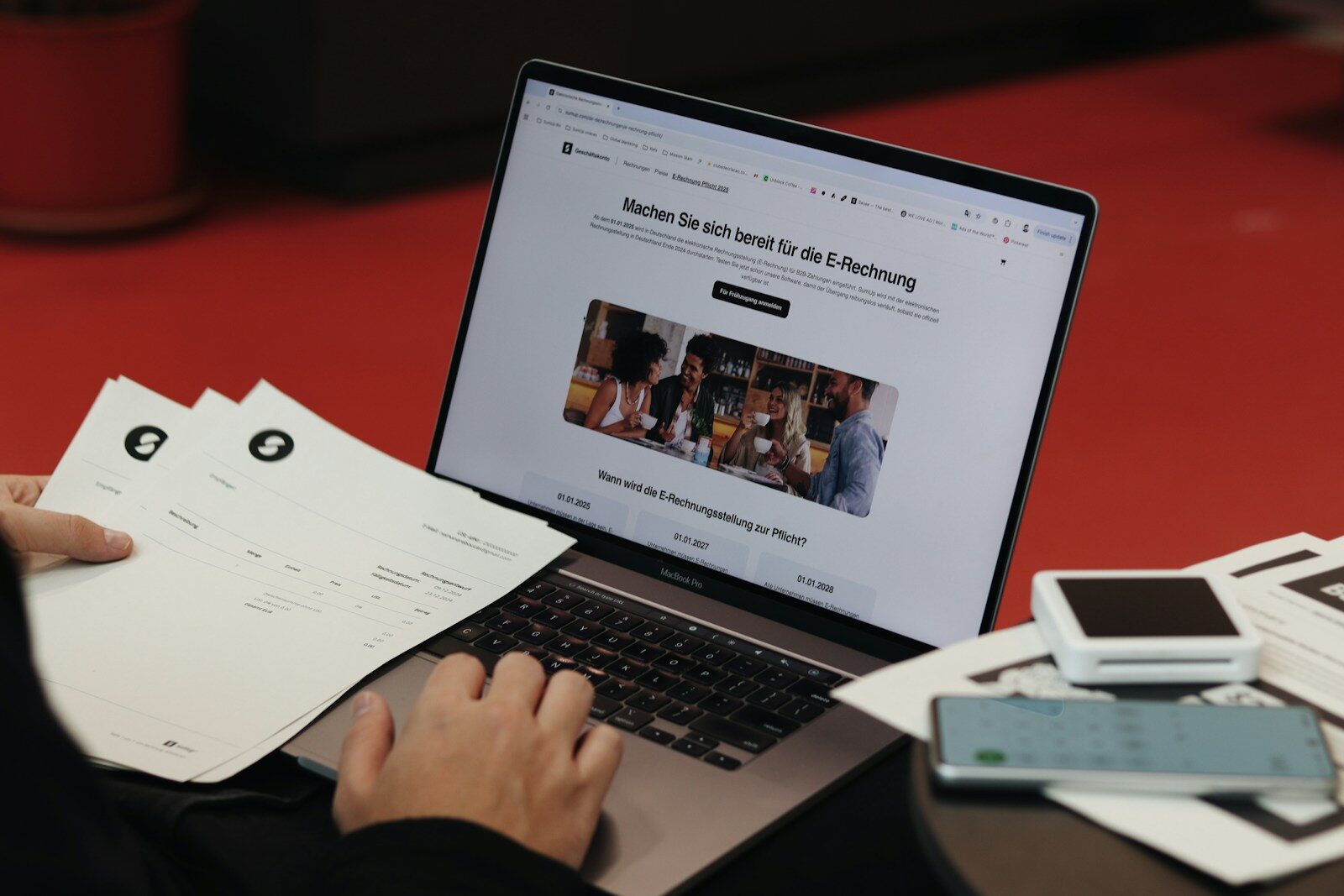 The Portfolio vs. The Resume: Why Creative Students Need a Digital Showcase
