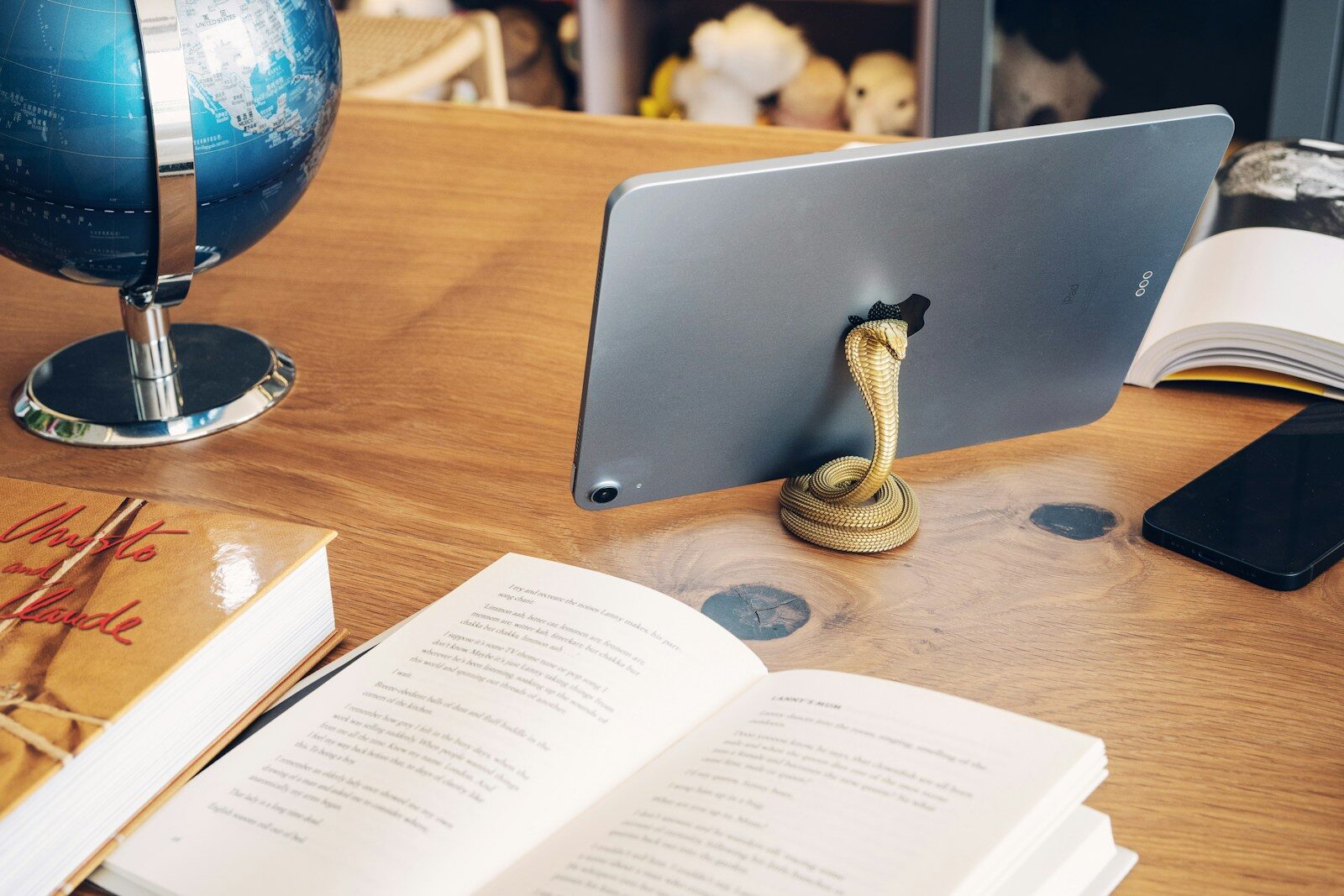 From Textbooks to Tablets: The Environmental and Educational Impact of Paperless Schools